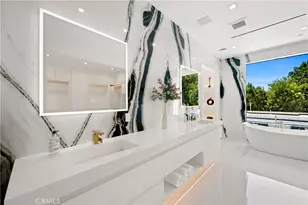 4209 Elmer, Studio City, CA 91602 - Photo 30