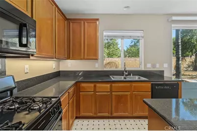 32102 Poppy Way, Lake Elsinore, CA 92532 - Photo 16