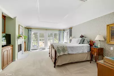 19381 Woodlands Dr, Huntington Beach, CA 92648 - Photo 12