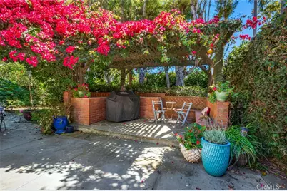 19381 Woodlands Dr, Huntington Beach, CA 92648 - Photo 22