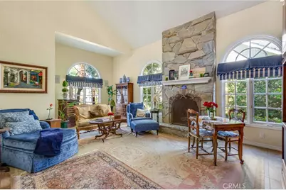 19381 Woodlands Dr, Huntington Beach, CA 92648 - Photo 4