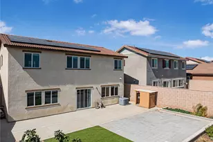 15597 Parry Peak Dr, Fontana, CA 92336 - Photo 4
