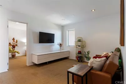 21826 Castlewood Drive, Malibu, CA 90265 - Photo 28