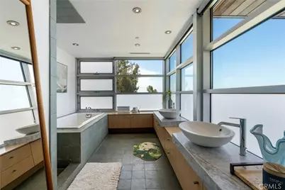 21826 Castlewood Drive, Malibu, CA 90265 - Photo 40