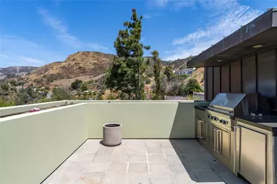 21826 Castlewood Drive, Malibu, CA 90265 - Photo 60
