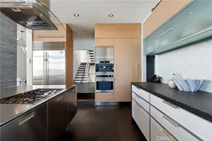 21826 Castlewood Dr, Malibu, CA 90265 - Photo 22