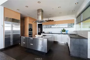 21826 Castlewood Dr, Malibu, CA 90265 - Photo 20