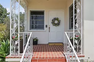 130 Sequoia Dr, Pasadena, CA 91105 - Photo 2