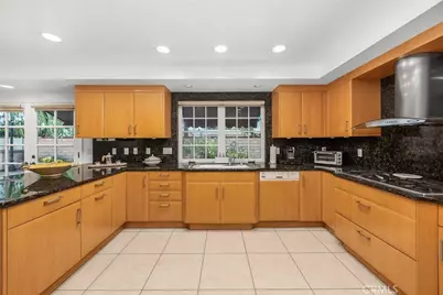 9450 Broadway, Temple City, CA 91780 - Photo 16