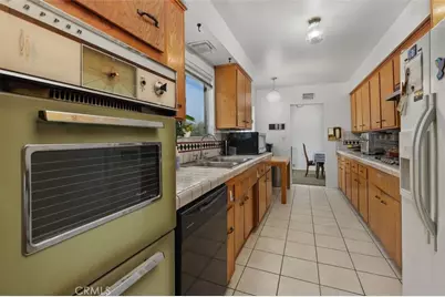 1221 Kolle Avenue, South Pasadena, CA 91030 - Photo 12