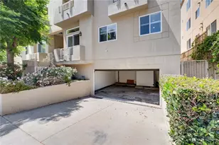 2125 S Bentley Ave, Los Angeles, CA 90025 - Photo 14