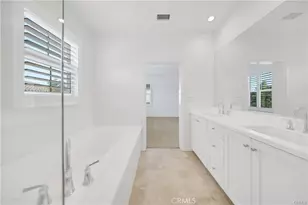 126 Gulfstream, Irvine, CA 92620 - Photo 38