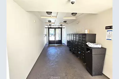 4724 Kester Avenue #409, Sherman Oaks, CA 91403 - Photo 2
