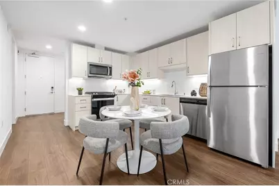 709 E Walnut Street #214, Pasadena, CA 91101 - Photo 6