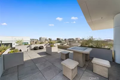 709 E Walnut Street #214, Pasadena, CA 91101 - Photo 52