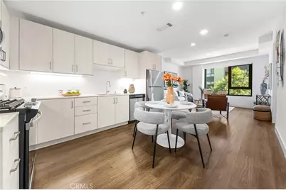 709 E Walnut Street #214, Pasadena, CA 91101 - Photo 8