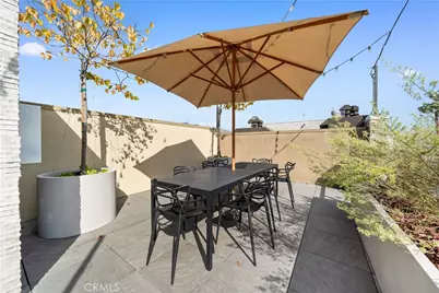 709 E Walnut Street #214, Pasadena, CA 91101 - Photo 46