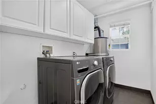 2482 New York Dr, Altadena, CA 91001 - Photo 48
