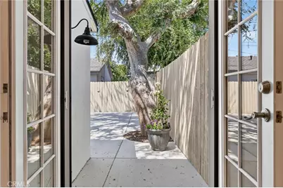 2482 New York Drive, Altadena, CA 91001 - Photo 32