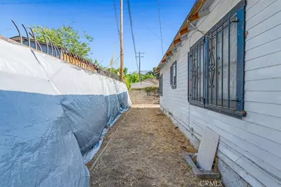 2081 Summit, Altadena, CA 91001 - Photo 28