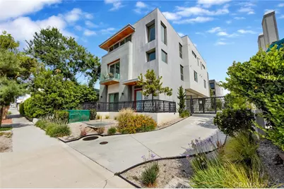 943 E California Boulevard #2, Pasadena, CA 91106 - Photo 2