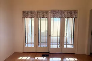 1968 E Washington Blvd, Pasadena, CA 91104 - Photo 10
