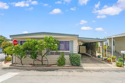 1035 17 E Huntington Avenue #17, Monrovia, CA 91016 - Photo 1