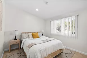 23800 Hatteras St, Woodland Hills, CA 91367 - Photo 16