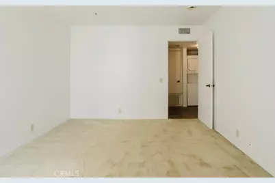 750 S Spaulding Avenue #215, Los Angeles, CA 90036 - Photo 26