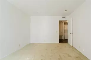 750 S Spaulding Ave, Los Angeles, CA 90036 - Photo 26
