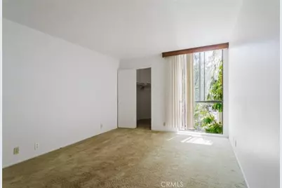 750 S Spaulding Avenue #215, Los Angeles, CA 90036 - Photo 24