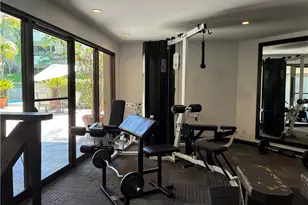 950 N Kings Road, West Hollywood, CA 90069 - Photo 22