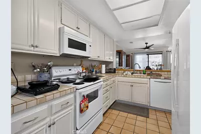 591 Beachport, Port Hueneme, CA 93041 - Photo 4