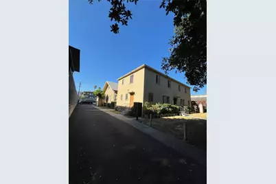 327 Riverdale, Glendale, CA 91204 - Photo 2