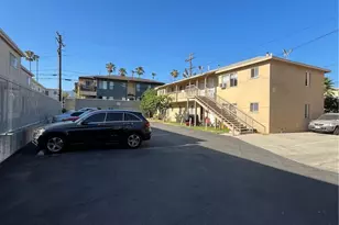 327 Riverdale, Glendale, CA 91204 - Photo 4