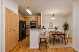 300 N El Molino Ave, Pasadena, CA 91101 - Photo 6