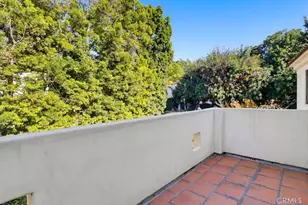 1805 Outpost Dr, Los Angeles, CA 90068 - Photo 30