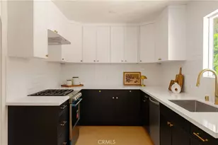 6246 Fallbrook, Los Angeles, CA 91367 - Photo 8