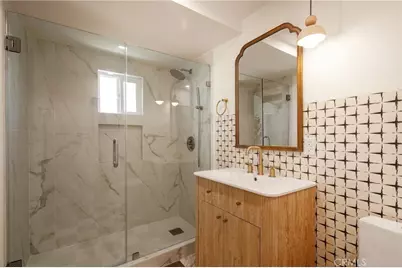 6246 Fallbrook, Los Angeles, CA 91367 - Photo 22