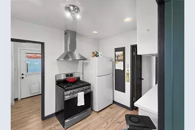 3618 E Del Mar Boulevard, Pasadena, CA 91107 - Photo 12