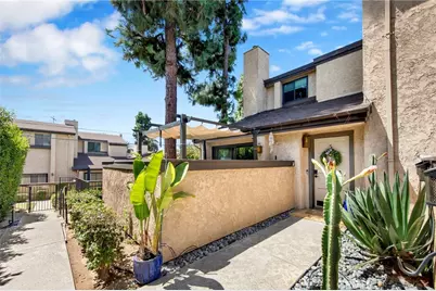 1484 Corson Street #5, Pasadena, CA 91106 - Photo 1