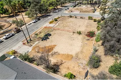 523 E Mount Curve, Altadena, CA 91001 - Photo 10