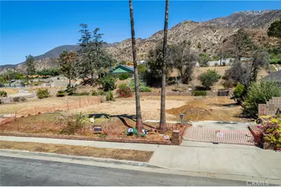 523 E Mount Curve, Altadena, CA 91001 - Photo 2