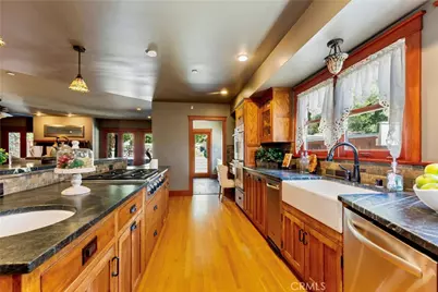 109 E Grandview, Sierra Madre, CA 91024 - Photo 22