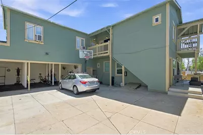 146 N Holliston, Pasadena, CA 91106 - Photo 18