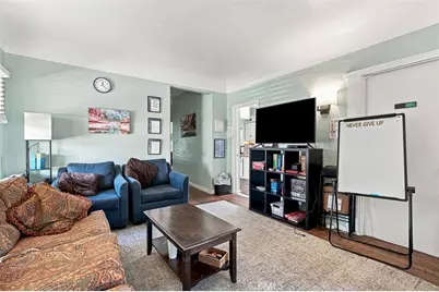 146 N Holliston, Pasadena, CA 91106 - Photo 24