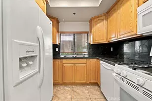 1310 E Orange Grove, Pasadena, CA 91104 - Photo 14
