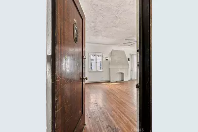 1118 S Sycamore, Los Angeles, CA 90019 - Photo 2