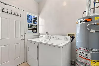 846 N Harvard Boulevard, Los Angeles, CA 90029 - Photo 12
