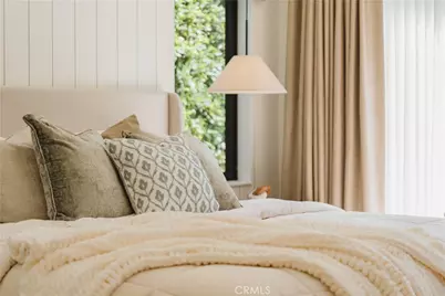 642 N Cahuenga, Los Angeles, CA 90004 - Photo 24